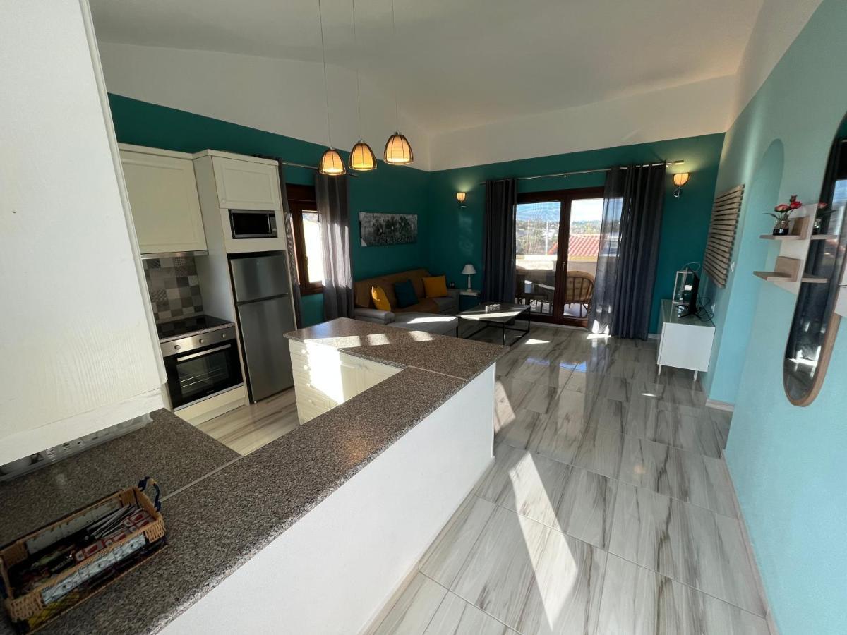 Xalonia Penthouse Apartment อาโยส นิโกลาออส ภายนอก รูปภาพ